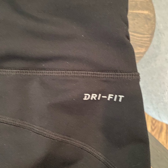 Nike black running Dri-fit capri - Picture 8 of 12
